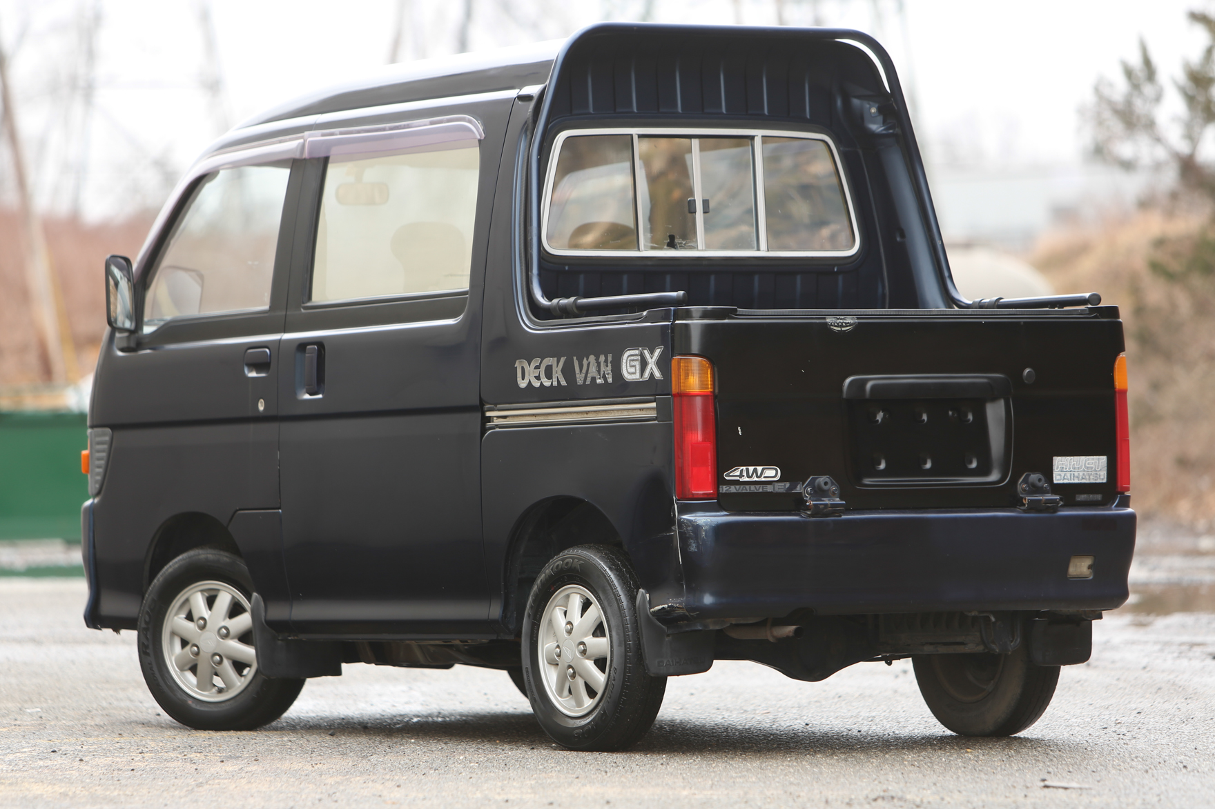 daihatsu van modified