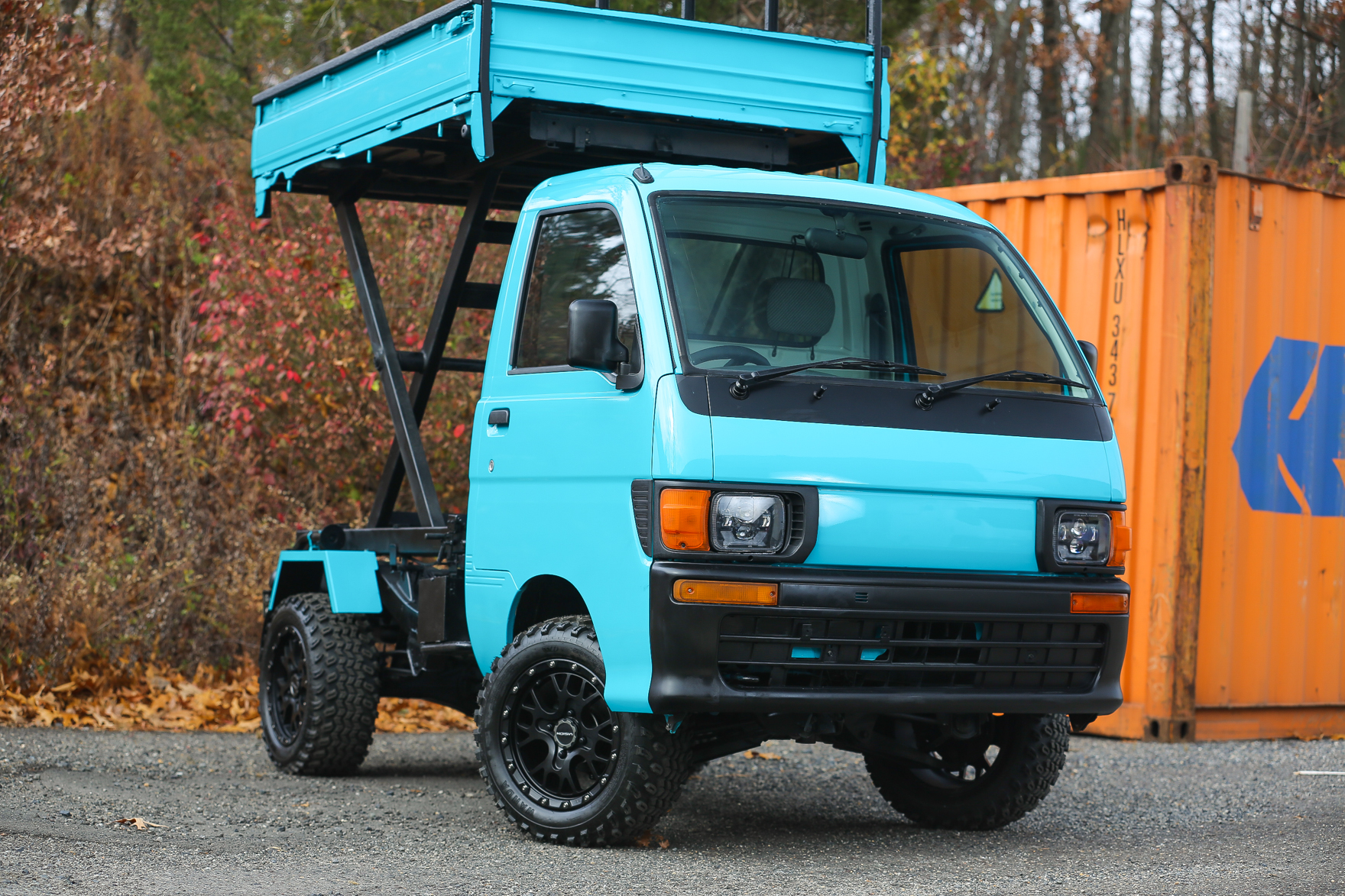 1998 Daihatsu Hijet Scissor Dump - SOLD